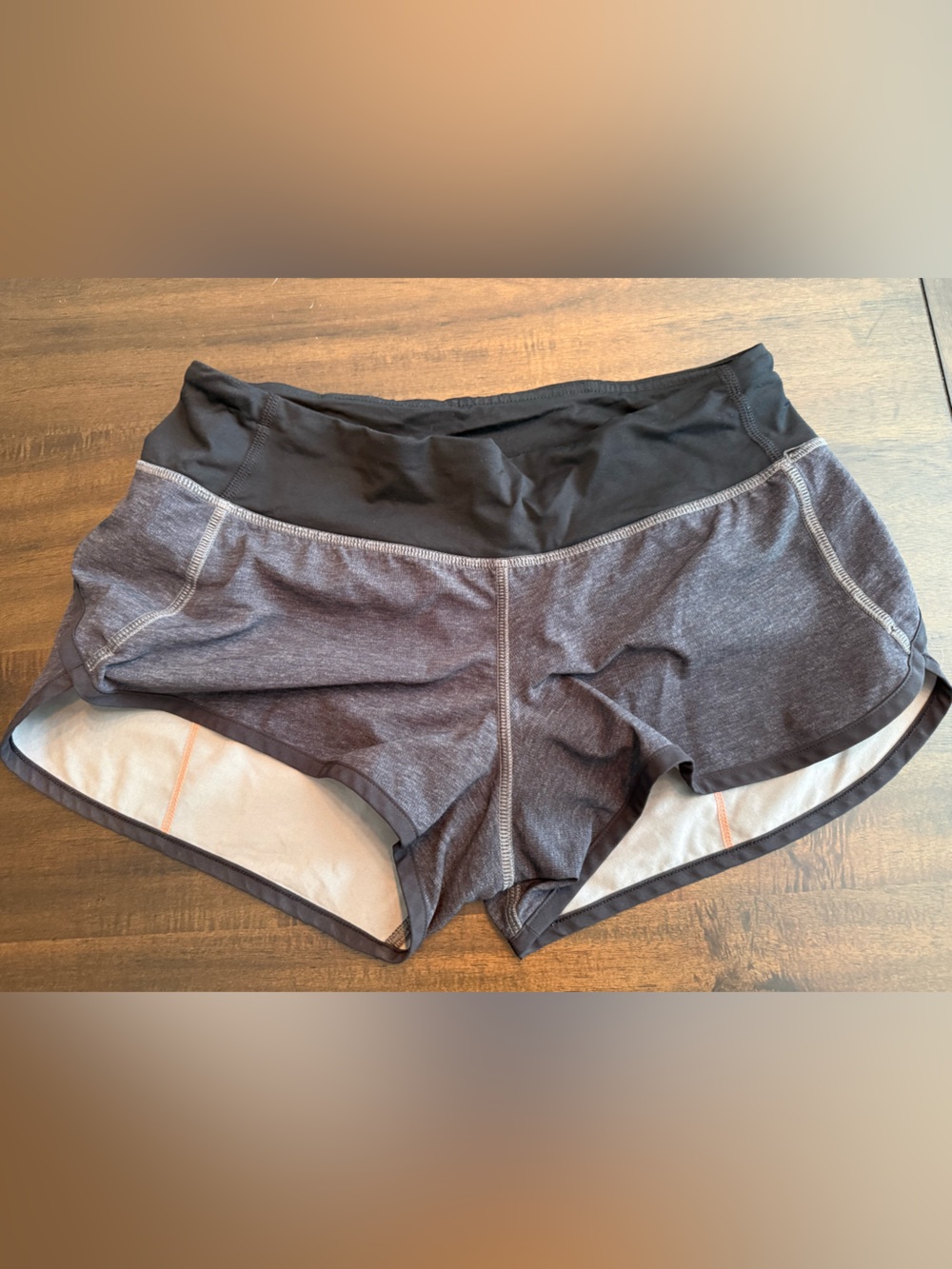 LULULEMON: Speed Shorts 2”